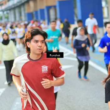 Runner Photo 4884546