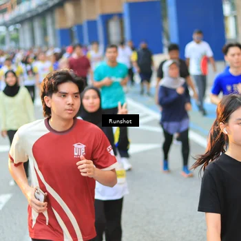Runner Photo 4884549