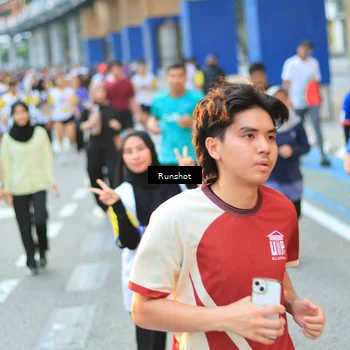 Runner Photo 4884585