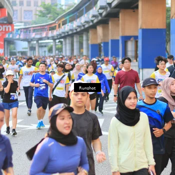 Runner Photo 4884659