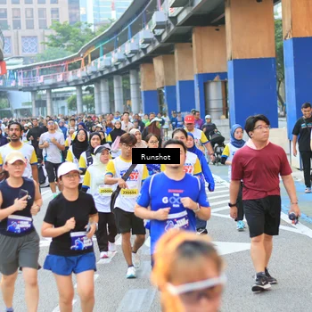 Runner Photo 4884671