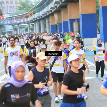 Runner Photo 4884706