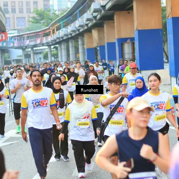 Runner Photo 4884716