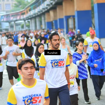 Runner Photo 4884813