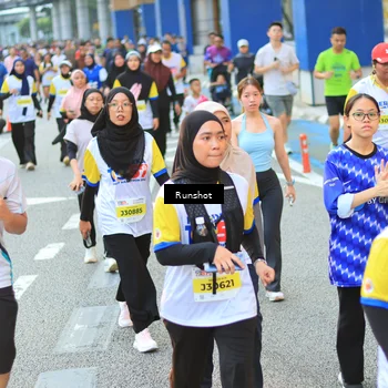 Runner Photo 4884851