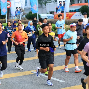 Runner Photo 4884859