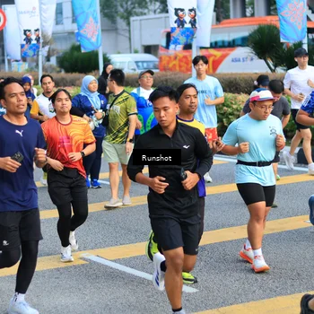 Runner Photo 4884968