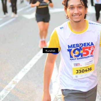 Runner Photo 4884972