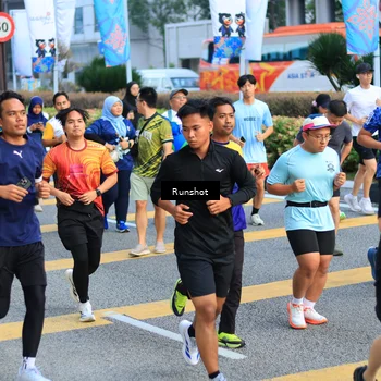 Runner Photo 4884973