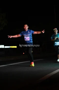 Runner Photo 4885023