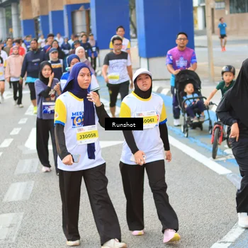 Runner Photo 4885065