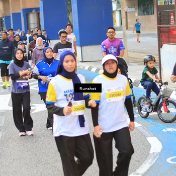 Runner Photo 4885092