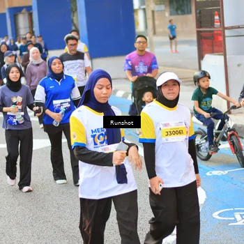 Runner Photo 4885108