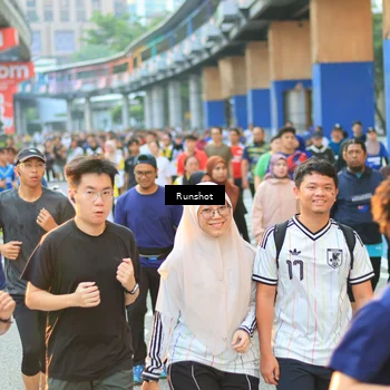 Runner Photo 4885353