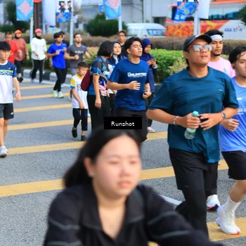 Runner Photo 4885379
