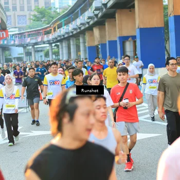 Runner Photo 4885516