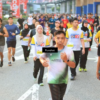 Runner Photo 4885576