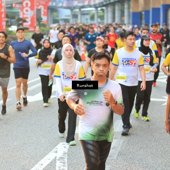 Runner Photo 4885581