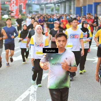 Runner Photo 4885591