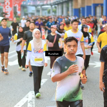 Runner Photo 4885605