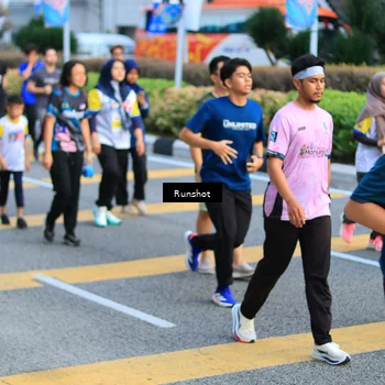 Runner Photo 4885669