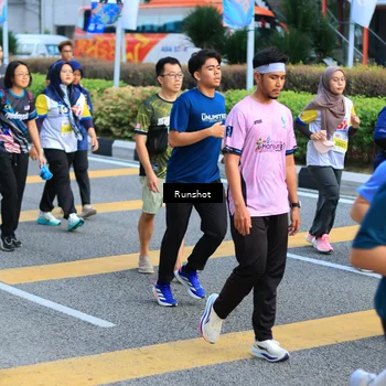 Runner Photo 4885899