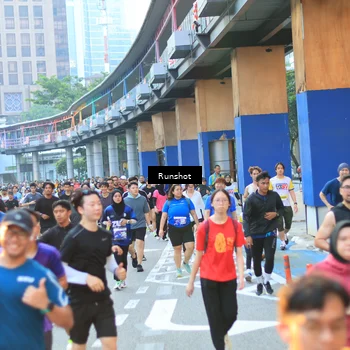 Runner Photo 4885946