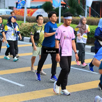Runner Photo 4885974