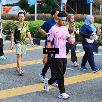 Runner Photo 4886064