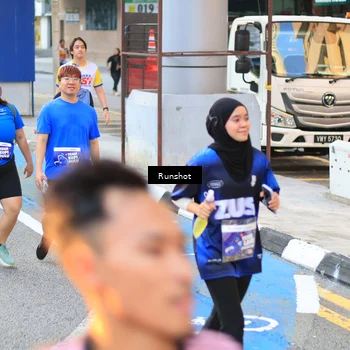 Runner Photo 4886123