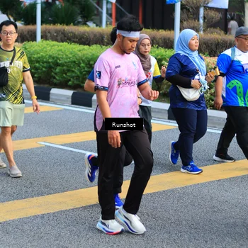 Runner Photo 4886135