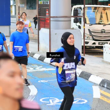 Runner Photo 4886157
