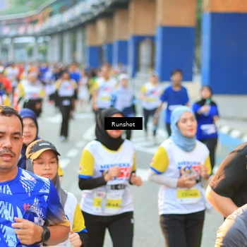 Runner Photo 4886221