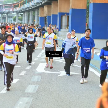 Runner Photo 4886272