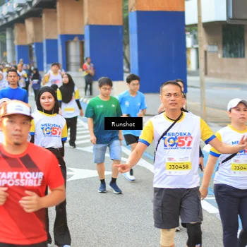 Runner Photo 4886366