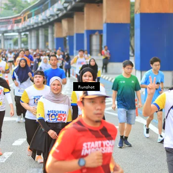 Runner Photo 4886374