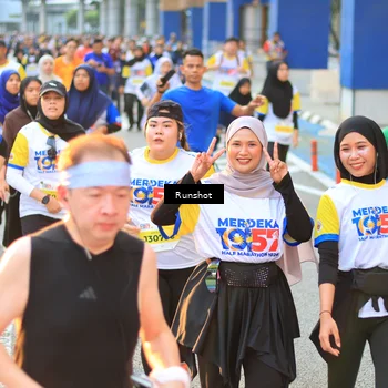 Runner Photo 4886424