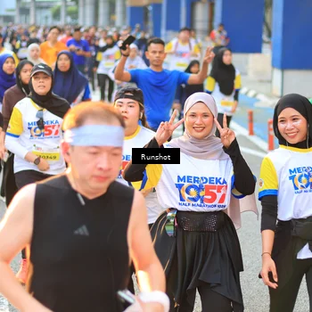 Runner Photo 4886427