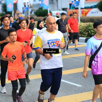 Runner Photo 4886430