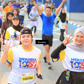 Runner Photo 4886479