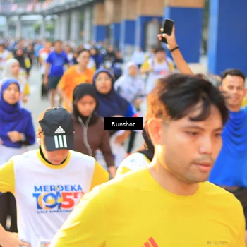 Runner Photo 4886515