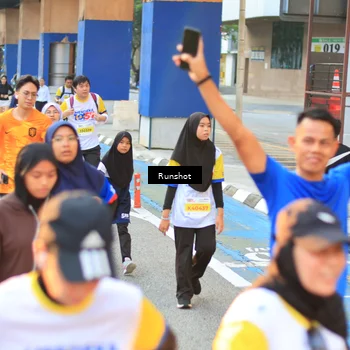 Runner Photo 4886521