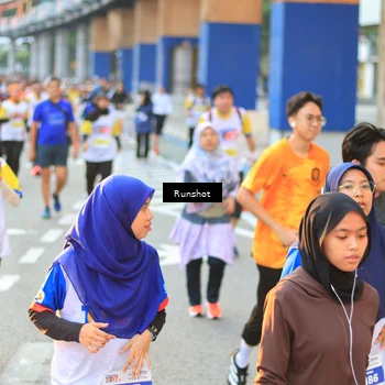 Runner Photo 4886532