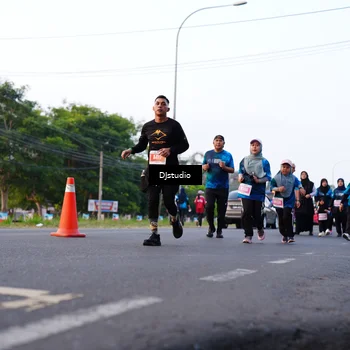 Runner Photo 4886871