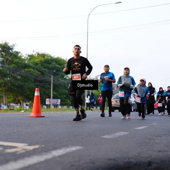 Runner Photo 4886879