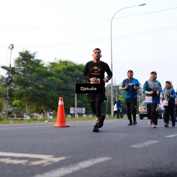 Runner Photo 4886892