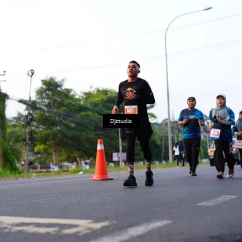 Runner Photo 4886921