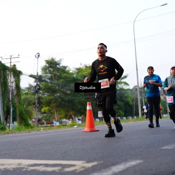 Runner Photo 4886942