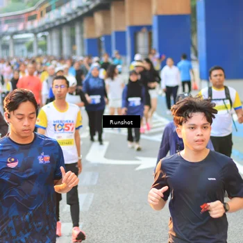 Runner Photo 4887039