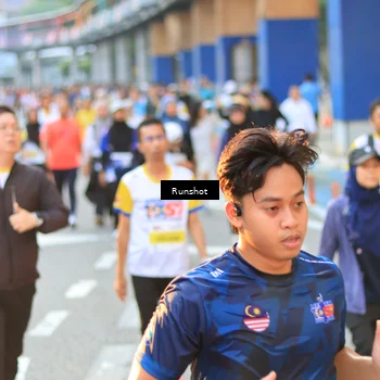 Runner Photo 4887049